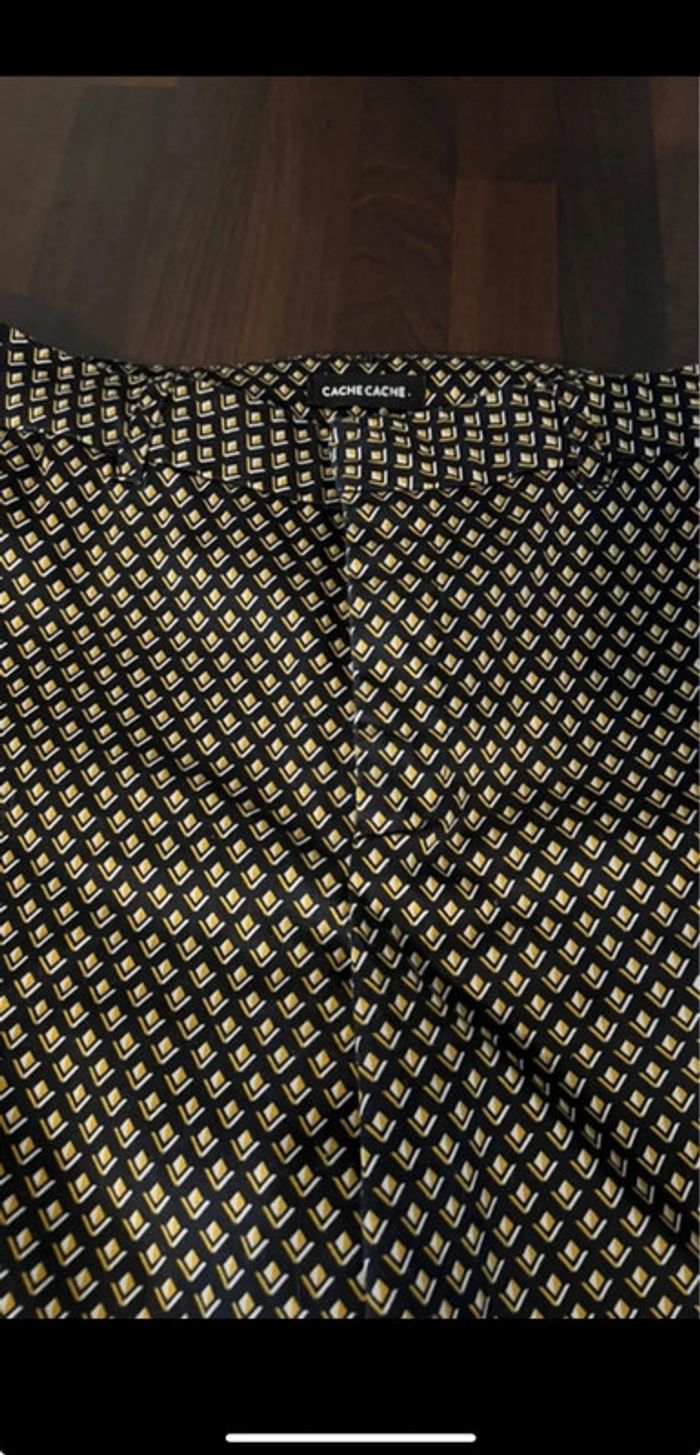 Pantalon femme coupe droite taille 36. Cache cache . En parfait état - photo numéro 3