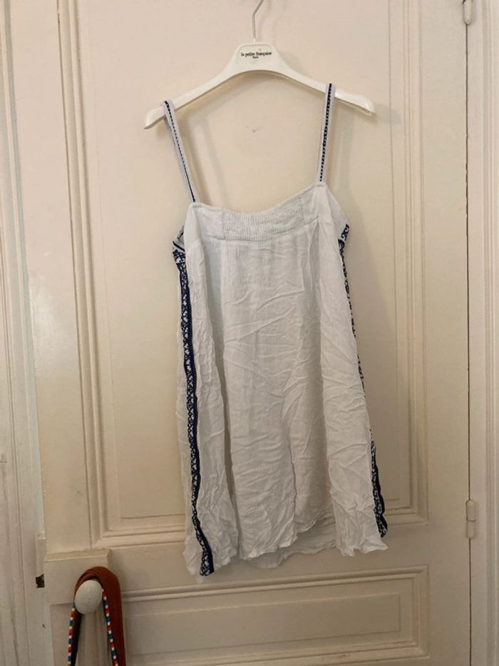 Robe blanche brodée bleu marine - Pull & Bear - Taille M - photo numéro 6