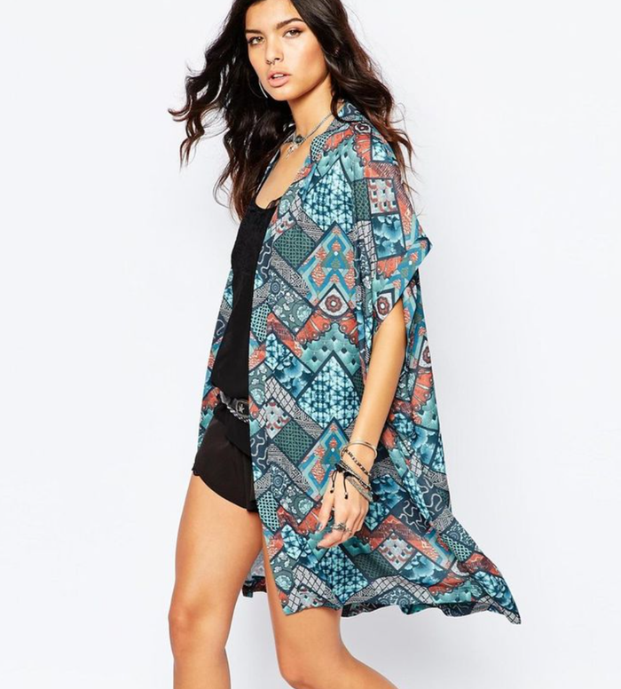 Kimono bohème aux tons turquoise