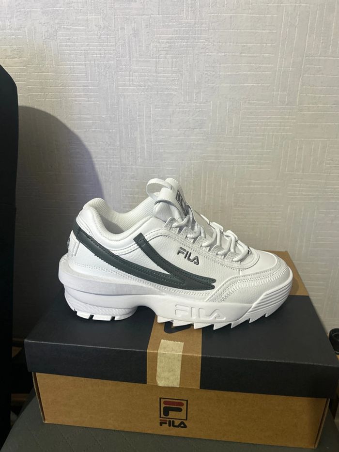 Baskets compensées Fila Disruptor 2 blanches 39.5