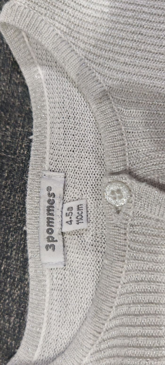 Gilet gris pailletée argent 3 pommes taille 4-5ans - photo numéro 2