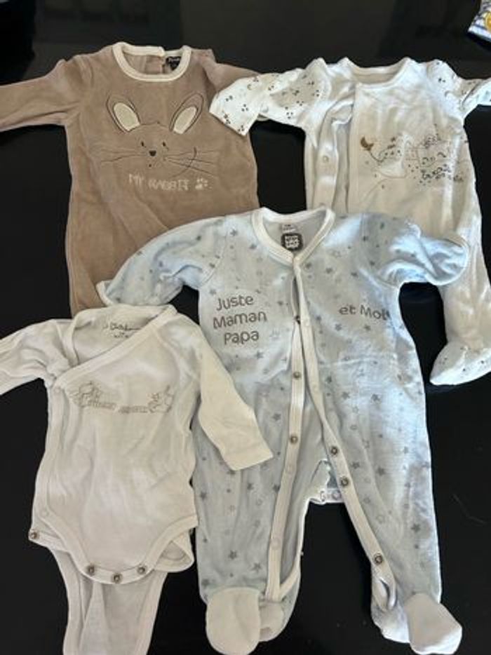 Lots de vêtements garçon 1 mois - photo numéro 4