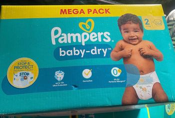 Couches Pampers taille 2