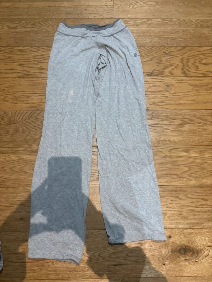 legging de sport effet patte d’éléphant