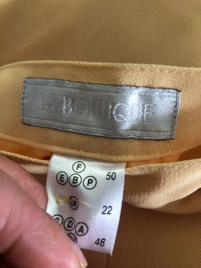 Ensemble tailleur chic . Taille 50 - photo numéro 17