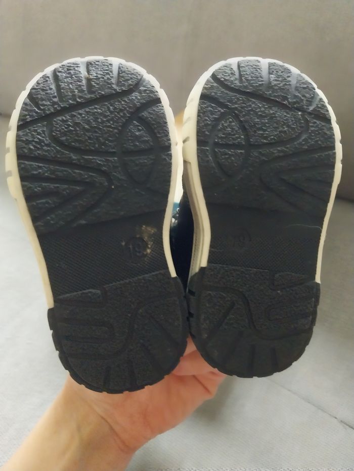 Chaussures montantes fourrées  T.19 - photo numéro 6