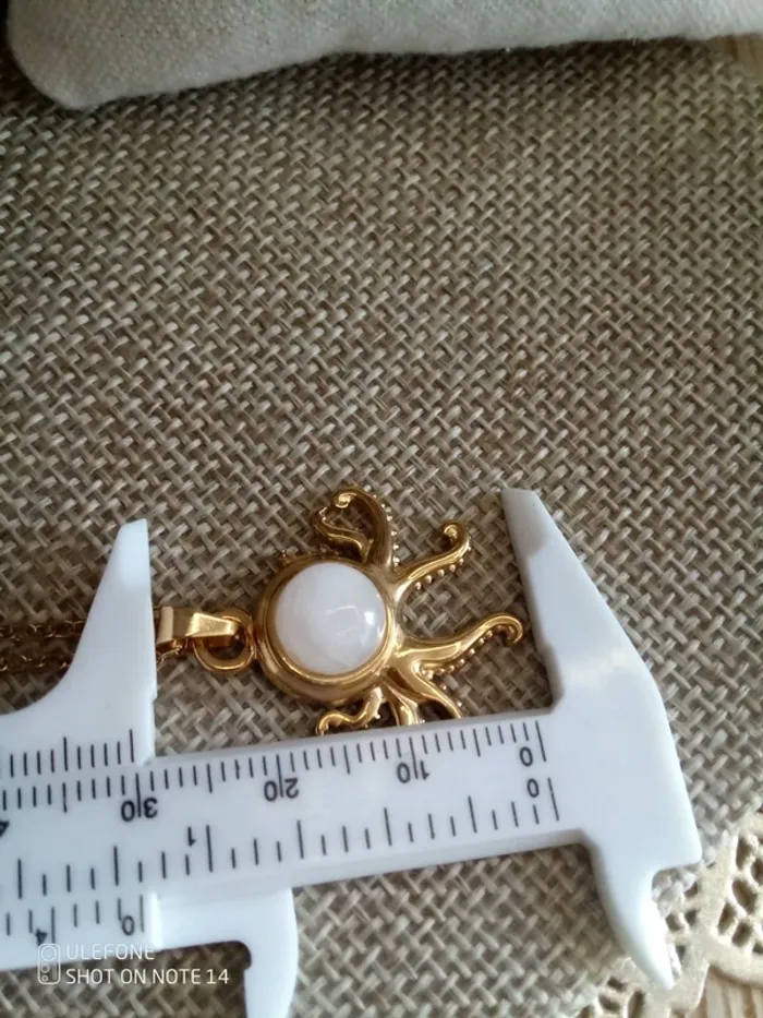 Collier pieuvre avec pierre de lune naturelle - photo numéro 2