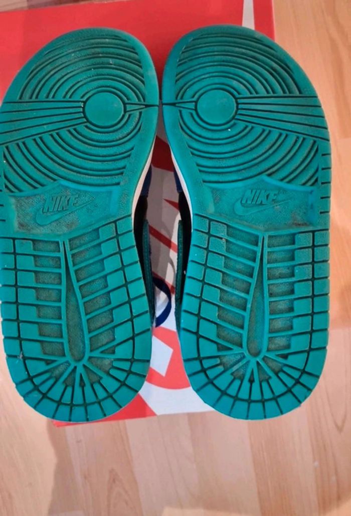 Nike  Air  Jordan  Femme  37,5 - photo numéro 7