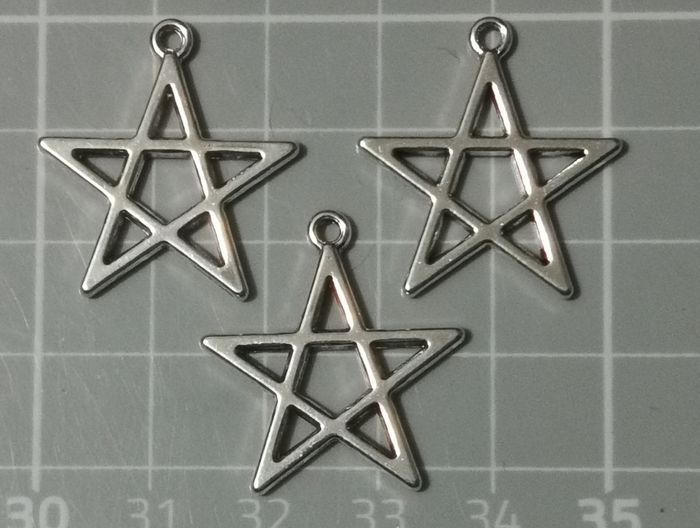 3 x pendentifs GF "Étoile à 5 branches - pentagramme" en métal argenté - photo numéro 2