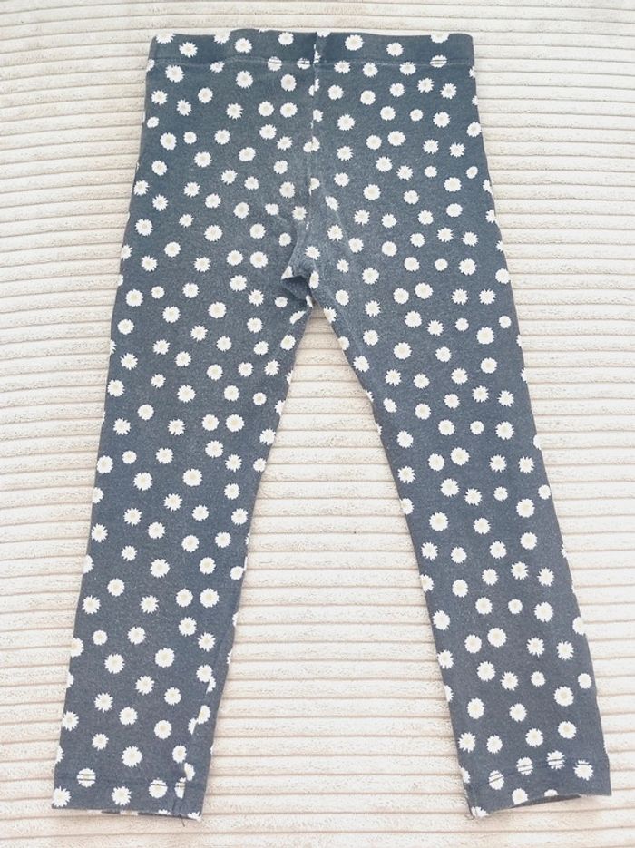 Legging gris fleur blanc jaune / Kiabi - 4ans / 98 - 107cm - photo numéro 2