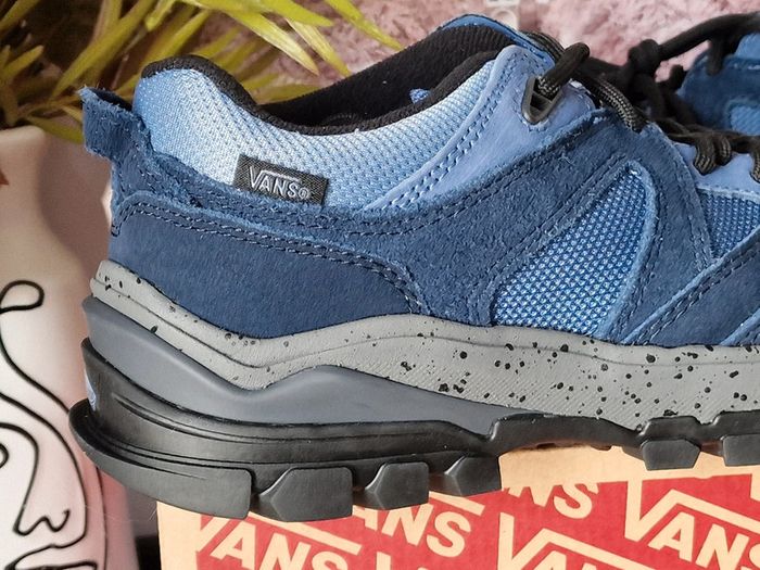 Basket VANS homme neuve 38 - photo numéro 2