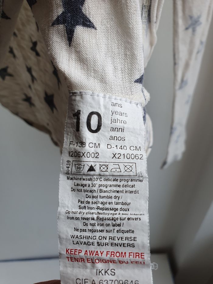 T-shirt fille 10 ans - photo numéro 5