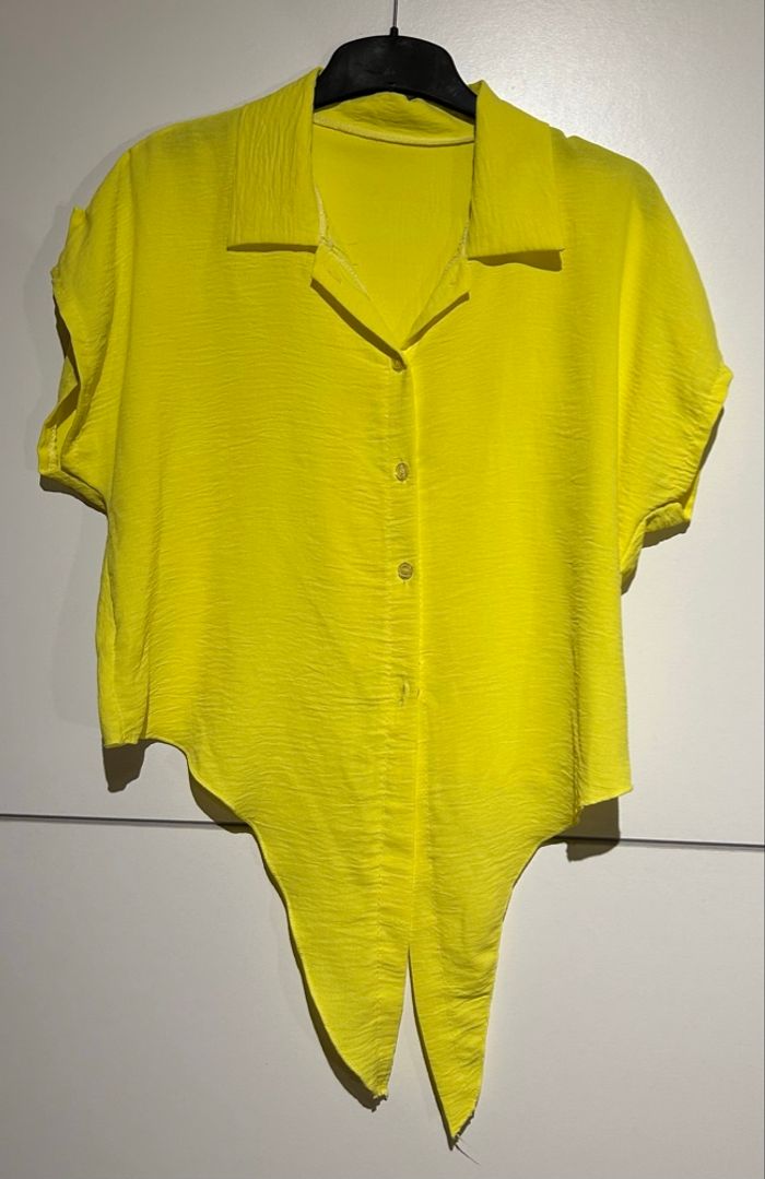 Lot de 3 T-shirts (rouge, vert, jaune) – Taille unique – Très bon état - photo numéro 5