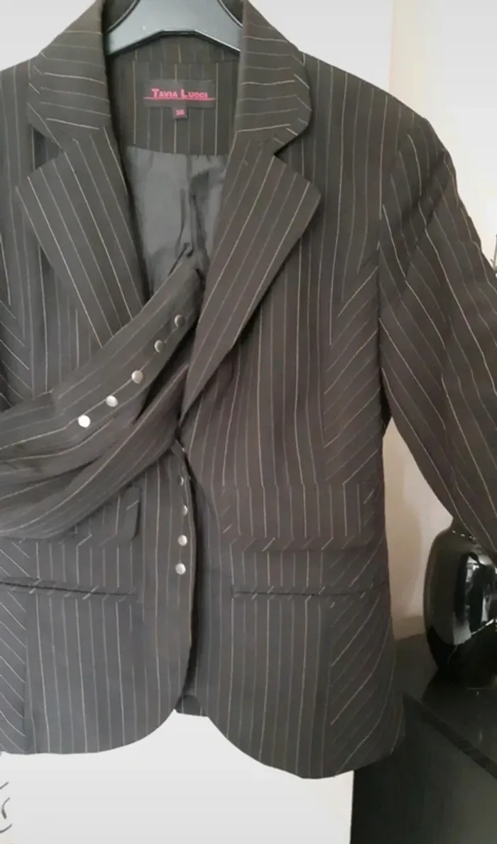Veste tailleur cintrée taille 36 - photo numéro 5