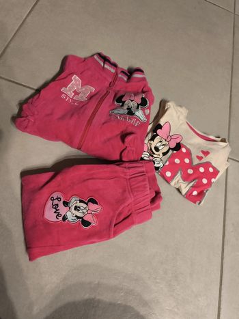 Lot jogging Minnie 3 ans