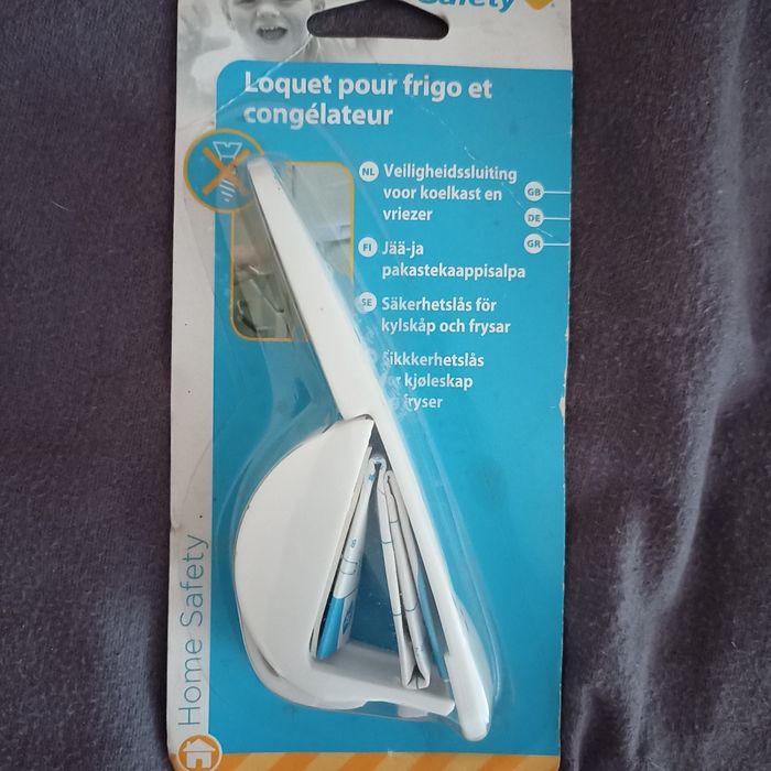 Loquet frigo