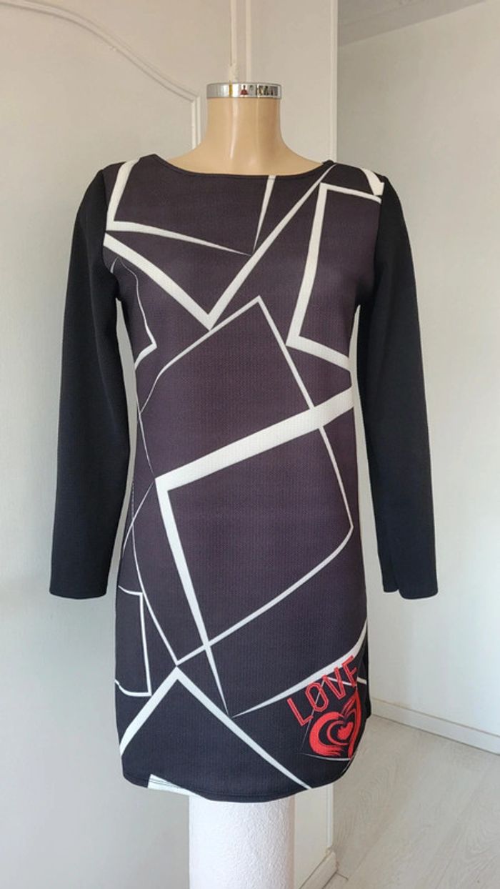 Robe style moderne & graphique Made in Italy - photo numéro 2