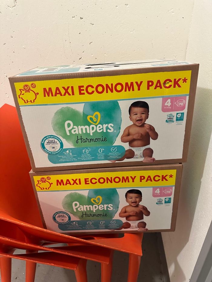 2 cartons Pampers harmonie Taille 4 (9 à 14 kg)