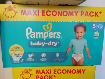 Lot 94 couches Pampers baby dry taille 5