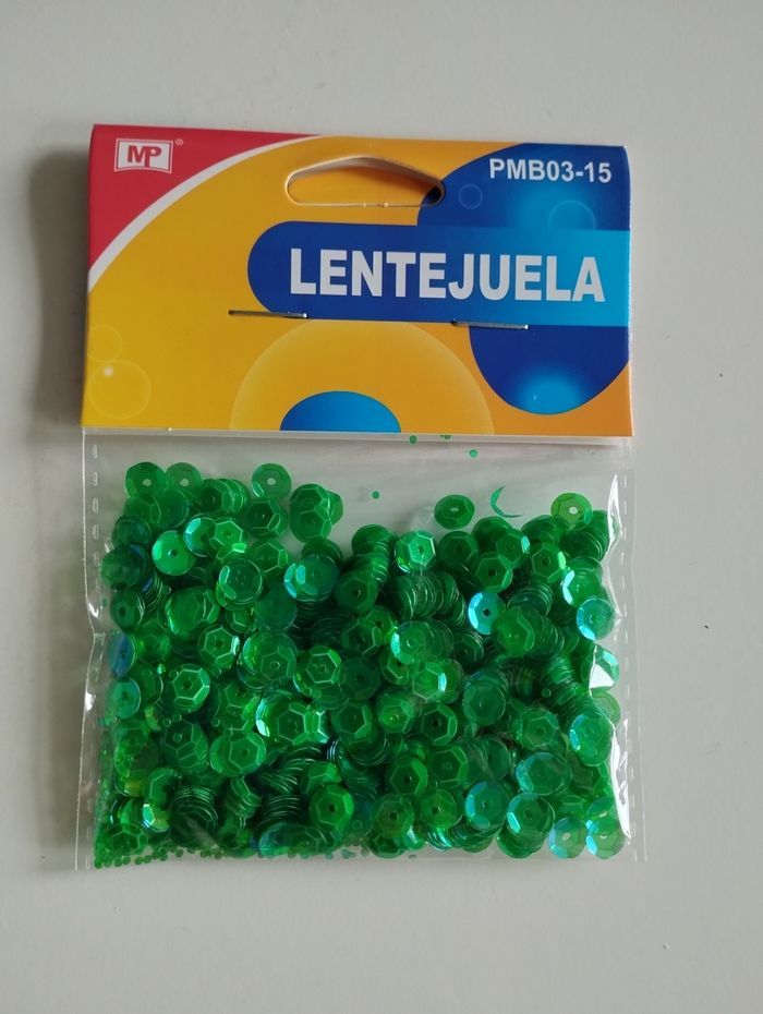 Sachet de paillettes vertes à trou