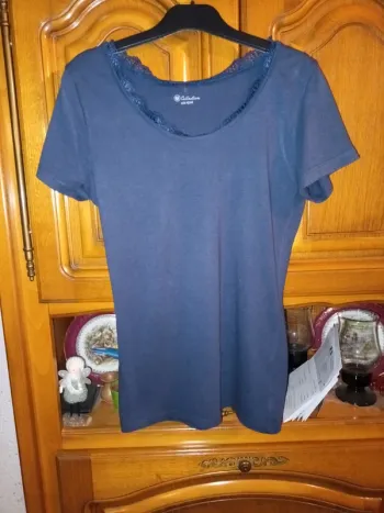 Tee-shirt taille  42 44