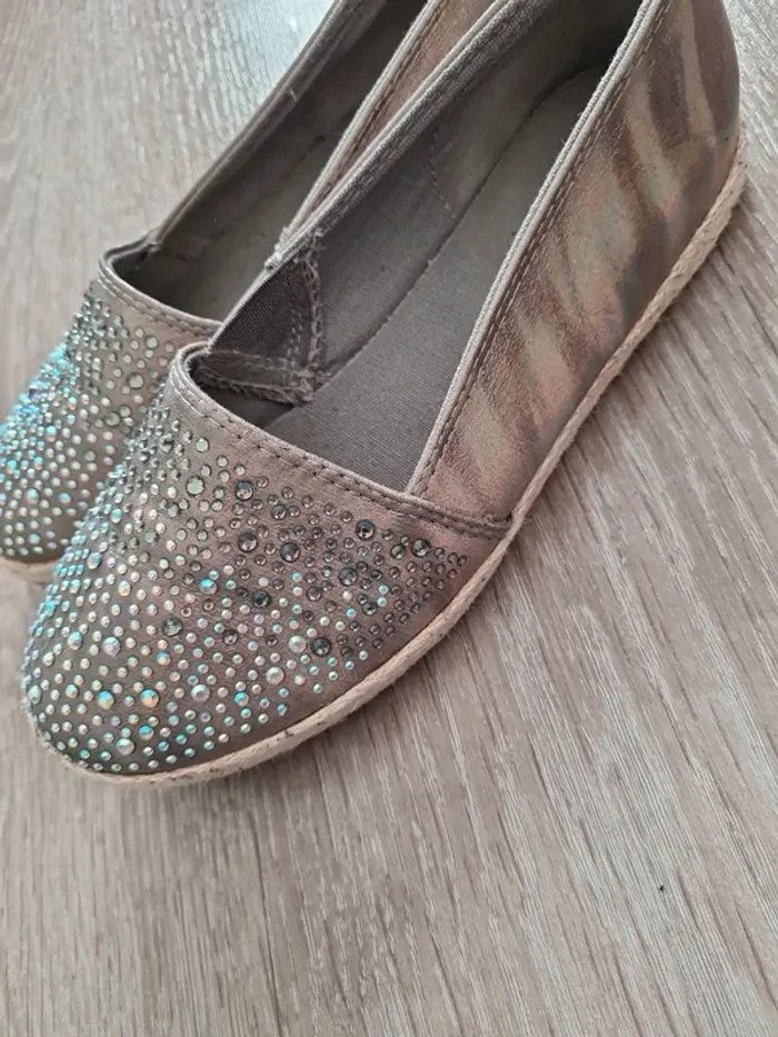 Chaussure pointure 37 - photo numéro 4