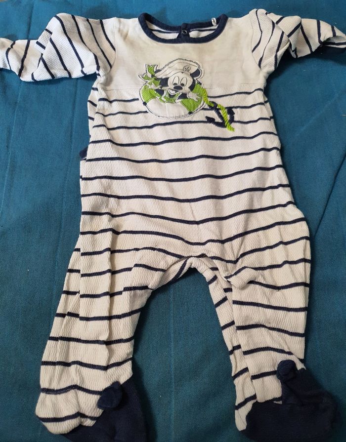 Pyjama 1 pièce 9 mois été  Mickey
