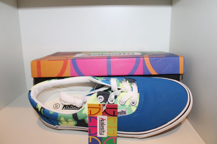 baskets basse bleu 37 - photo numéro 4