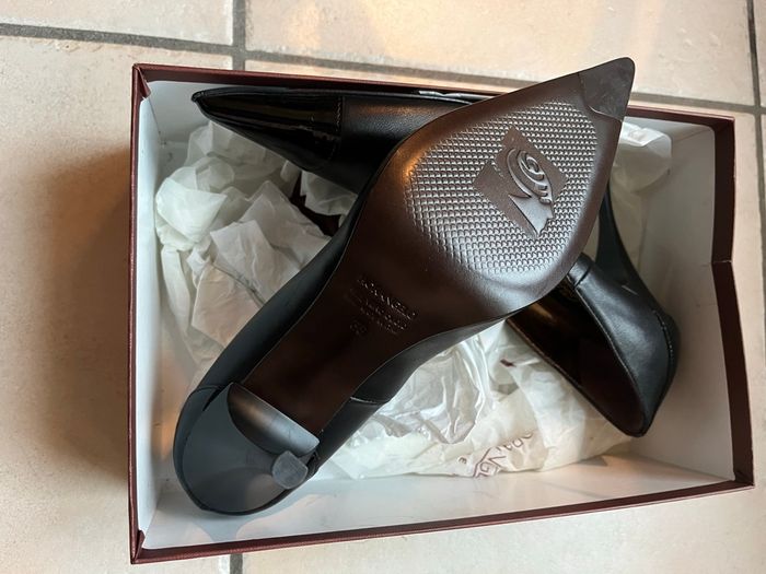 Escarpins noirs - photo numéro 2