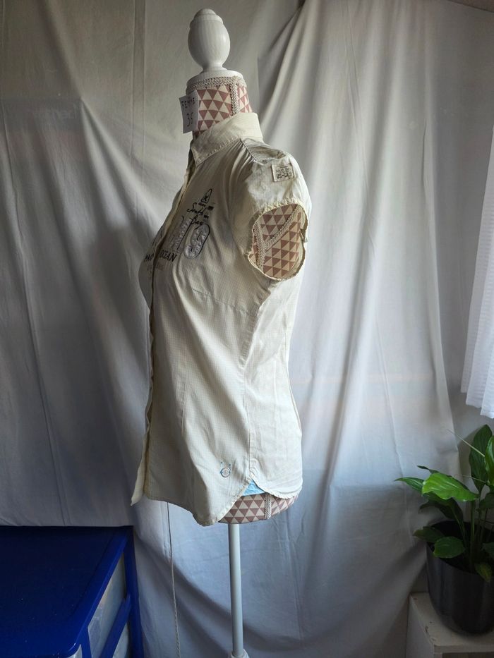 Chemise, a petit carreaux jaune, en très très bon état, largeur d'épaule 37cm, largeur sous bras 46cm, longueur 60cm, marque Gaastra= 10€ - photo numéro 4