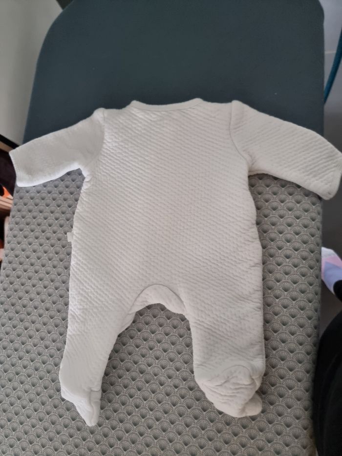 Pyjama 1 mois - photo numéro 5