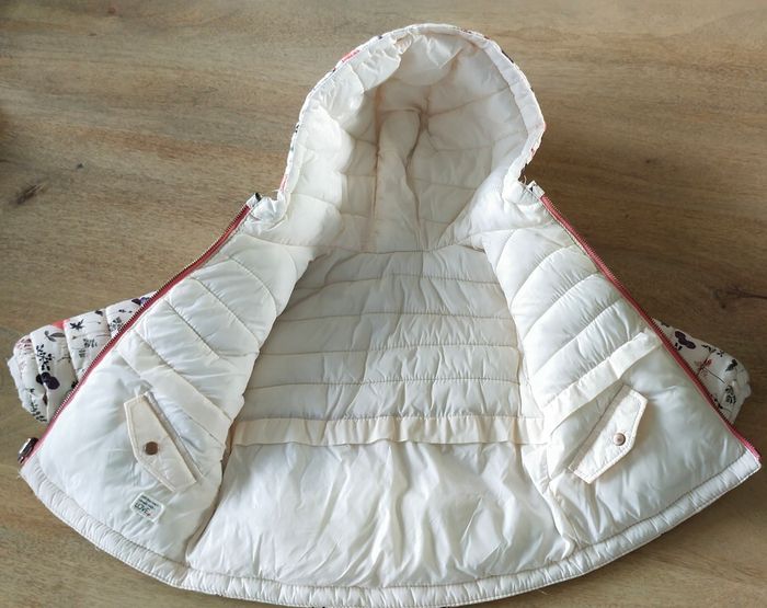 Doudoune réversible Zara 6 mois - photo numéro 2