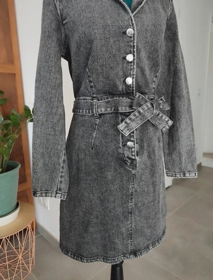 Superbe robe Cache Cache - photo numéro 3