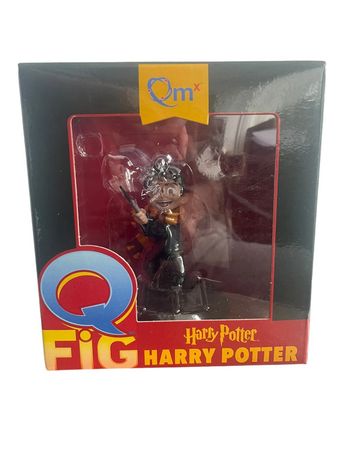 Figurine Q Fig Harry Potter Harry’s First Spell 9 cm Quantum Mechanix neuf