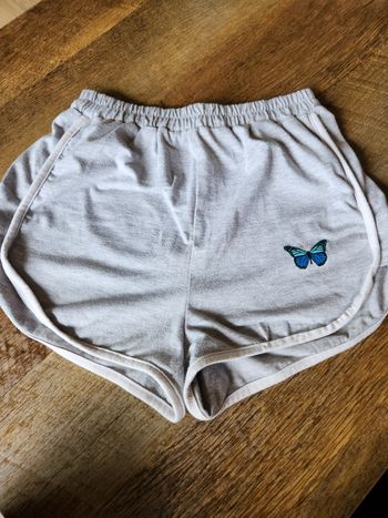Vêtement  - short