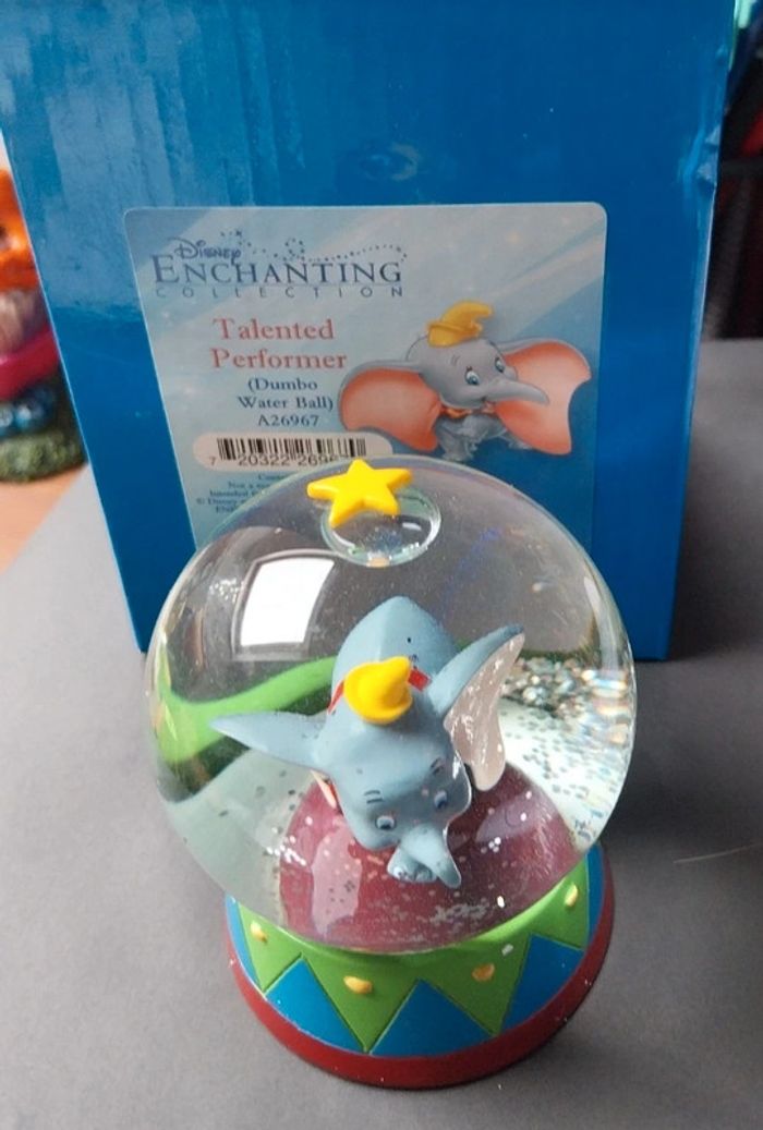 Snowglobe disney dumbo, enchanting rare - photo numéro 2