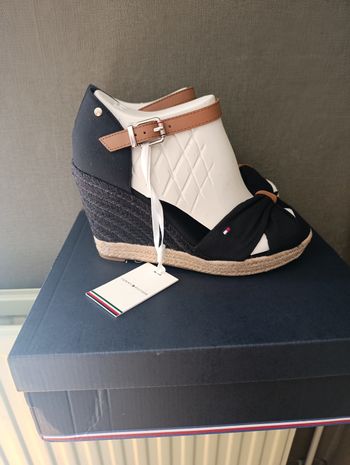 Chaussures compensées 