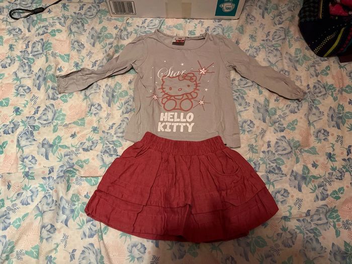 Ensemble jupe et tee shirt manches longues hello kitty 2 ans