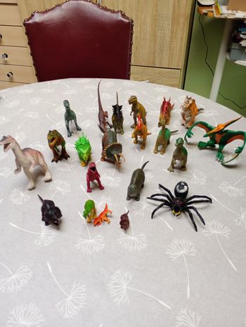 Gros lot dinosaures