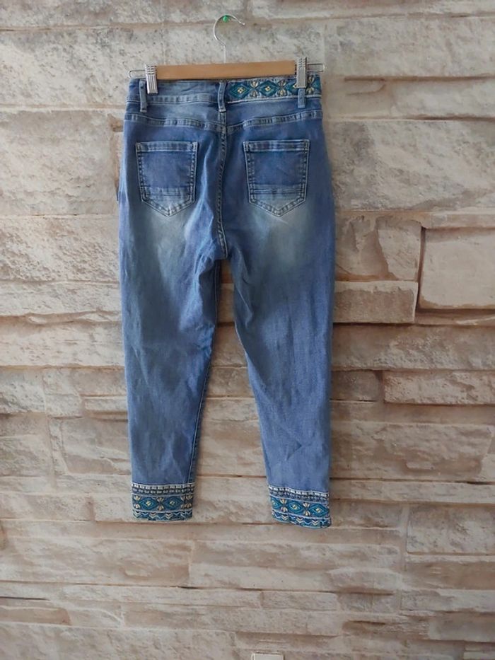 Jean femme T 38 (Cache cache) - photo numéro 4