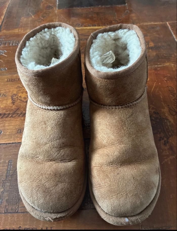 Bottines UGG pointure 37 - photo numéro 2