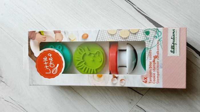 Lot 4 tampons de cuisine pour sablés Little chef Lilliputiens Neuf - photo numéro 2