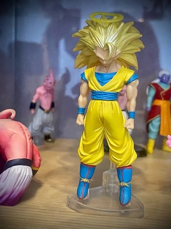 Figurine dragon ball gashapon hg Goku ssj3