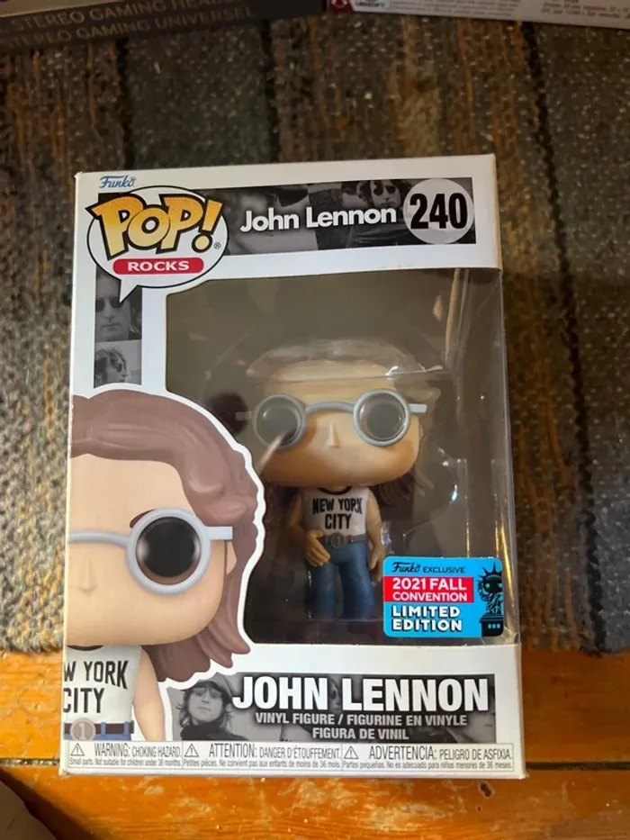 Funko pop John Lennon 240 officiel collector édition limitée 2021 rare