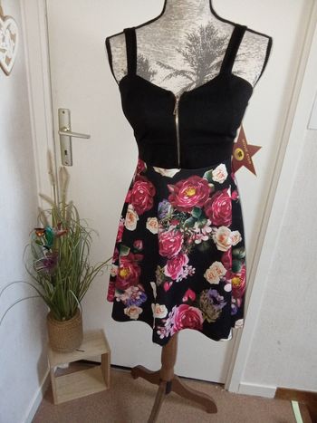 Robe bustier, style pin up, mi saison, été, débardeur, taille 36,38, S ou M, noir, motif fleuri