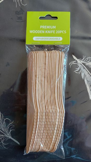 Lot de couteaux en bois