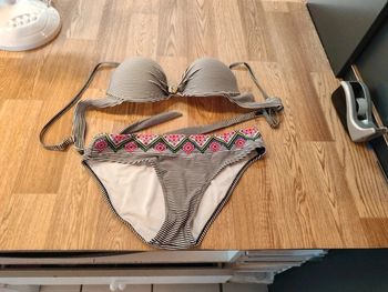 Maillot de bain taille 42/44