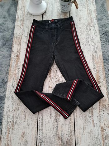 Jean bandes rouge et blanche