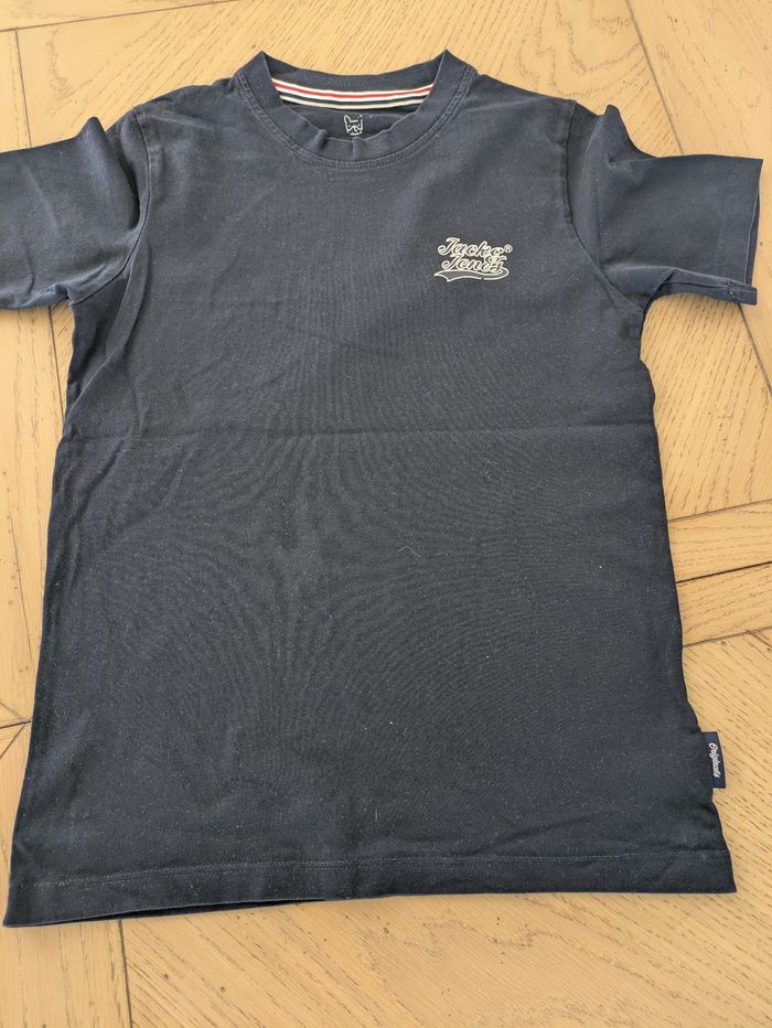 Lot de tee shirts - photo numéro 4