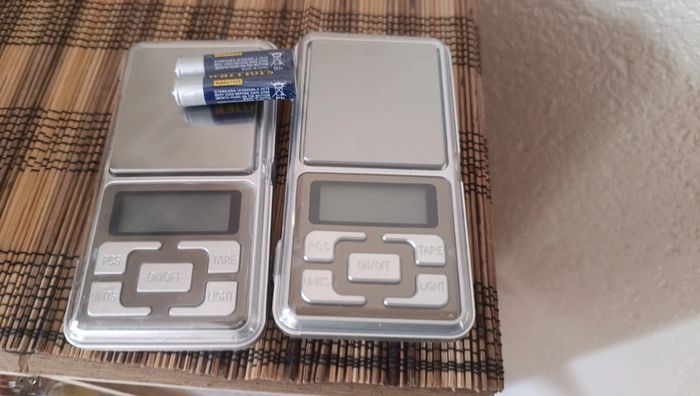 En lot ou unité balance électronique neuves